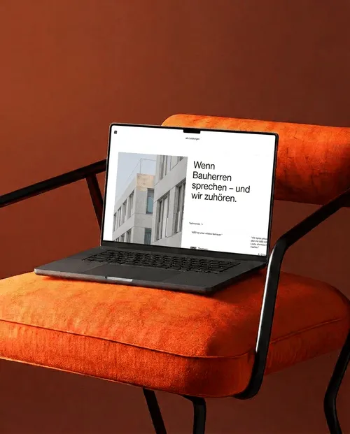 Sixrooms | Kreativagentur München | Banderole – macbook orangechair Website Mockup 2